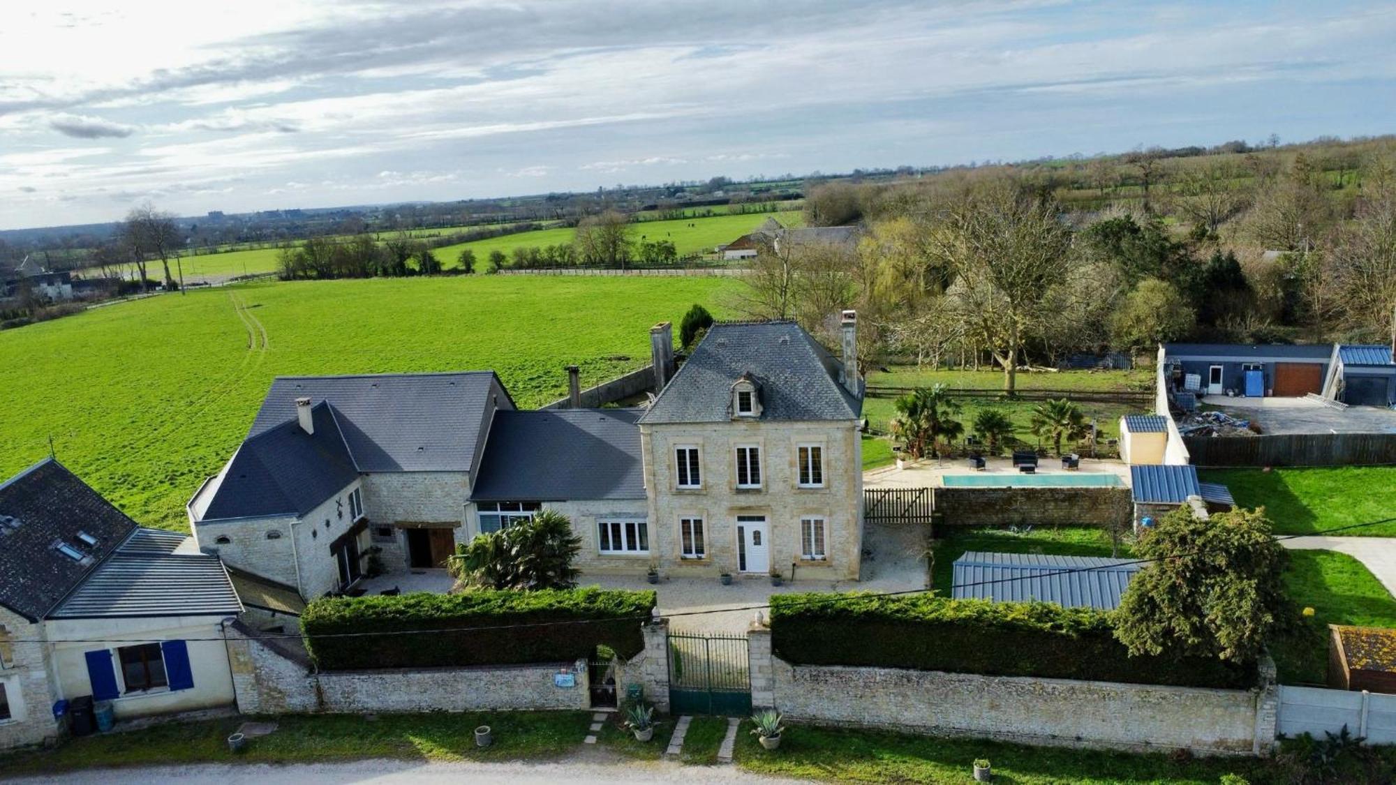 Gite Isigny Omaha Saint-Germain-du-Pert Exterior photo